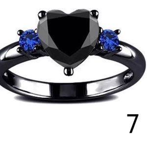 BE MINE 🖤 CZ Black heart Fashion Ring NWT
